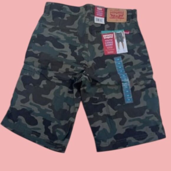 Levi's Boys Khaki Camo Shorts Zip Fly & Button Closure NWT - Picture 2 of 4